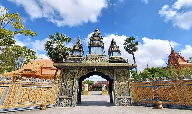 Giảng đường gỗ cổ nhất Miền Tây - Di sản Khmer hơn trăm tuổi.